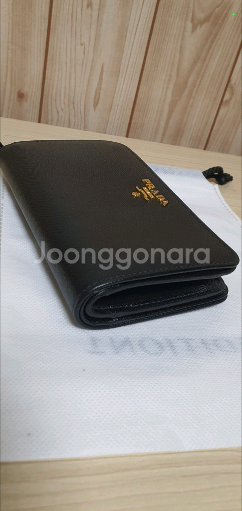 프라다 사피아노 반지갑 중지갑 정품S급(감정O)구찌루이비통디올고야드샤넬셀린느보테가생로랑버버리발렌시아가--5