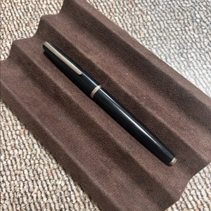 미사용 이탈리아 만년필 Studio 65 - 14K 도금 F 촉