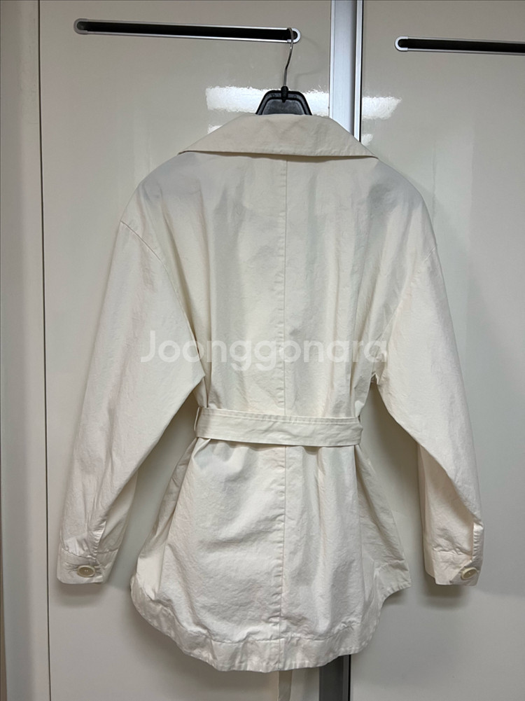 엠핀 퍼프소매 숏 트렌치 + 새틴 플리츠 롱스커트 자켓 코트 셔링 밴딩 주름 치마--3