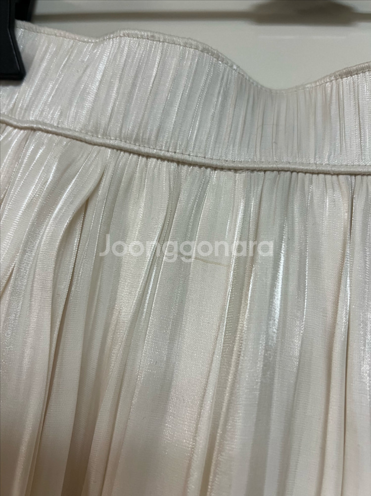 엠핀 퍼프소매 숏 트렌치 + 새틴 플리츠 롱스커트 자켓 코트 셔링 밴딩 주름 치마--8