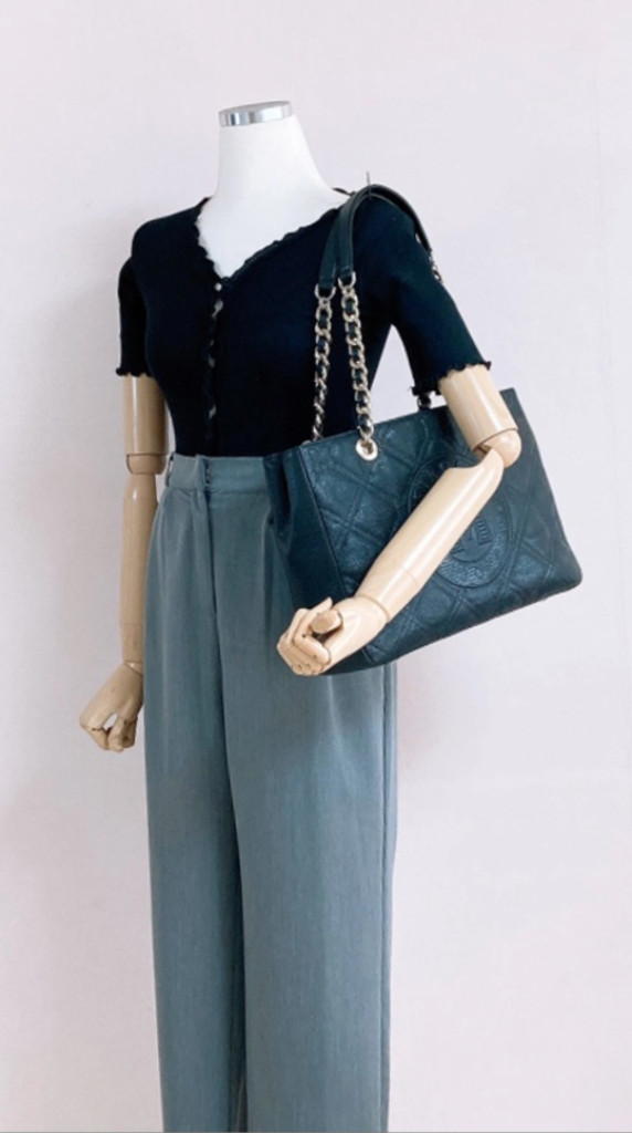 메트로시티 캐비어 퀼팅 빅로고체인가방 숄더백--8