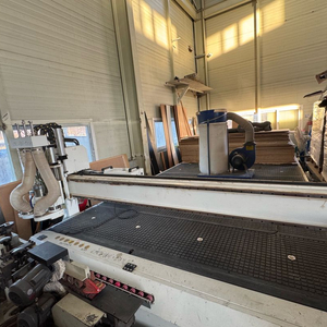 원목 CNC 라우터 이미지