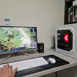 급처)라이젠3600 RX580 +24인치 모니터 풀셋 게임용팝니다!~