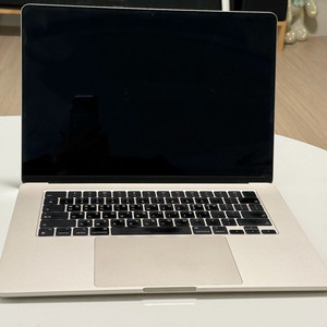 2025 맥북 에어 M3 15인치 16GB/256GB/애케플28.03