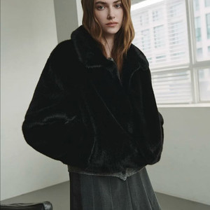 레프트서울 퍼자켓 에코 퍼 크롭 자켓