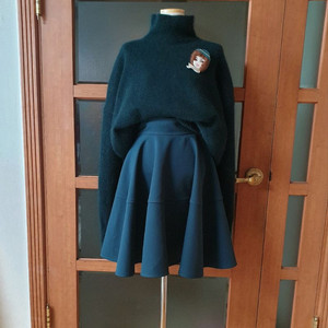 (무배-새제품)딥그린 앙고라 폴라니트+털실브로치