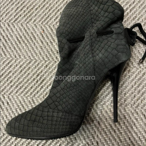 쥬세페자노티 힐