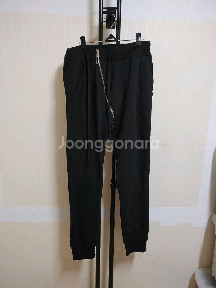 남자 밴딩바지 남자라이더바지 남자바지 남자블랙바지 30000원에 팝니다--0