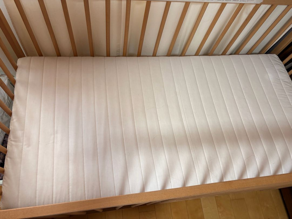 아기침대(이케아 스니글라드) 매트리스 포함--1