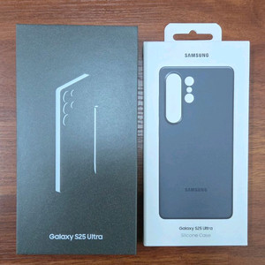 미개봉 자급제 갤럭시 S25 울트라 512G 티타늄블랙+정품케이스 판매합니다.(최근11월제조)