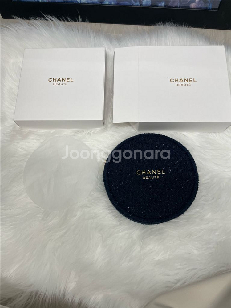 샤넬 뷰티 파우치 새상품--0