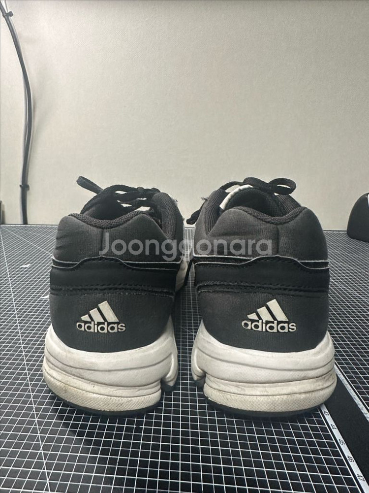 아디다스 이큅먼트 블랙 285mm--1