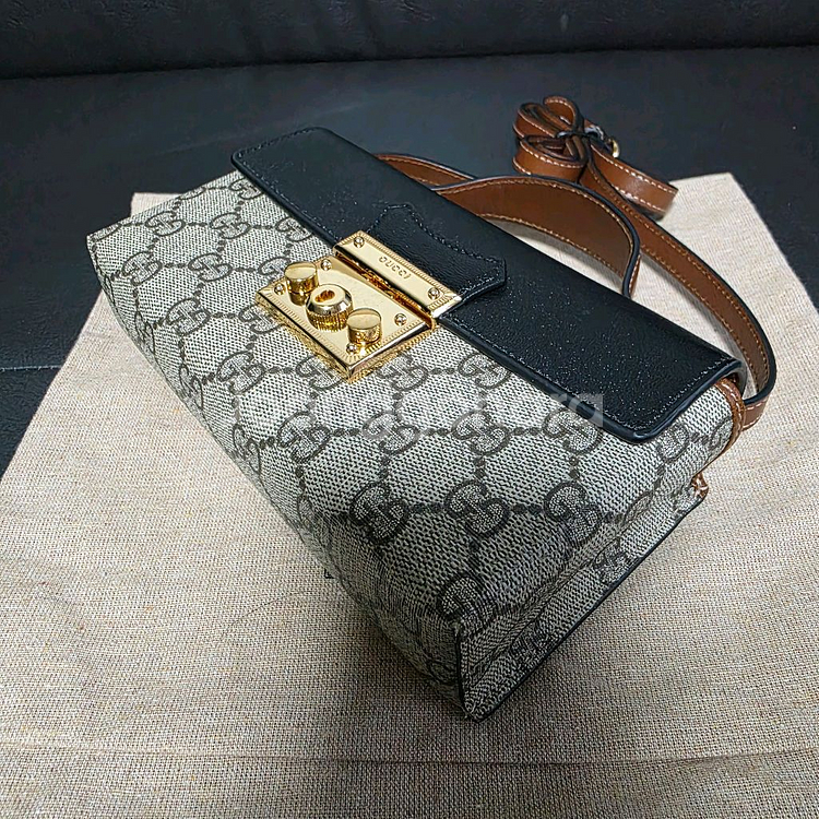 구찌 크로스백--6