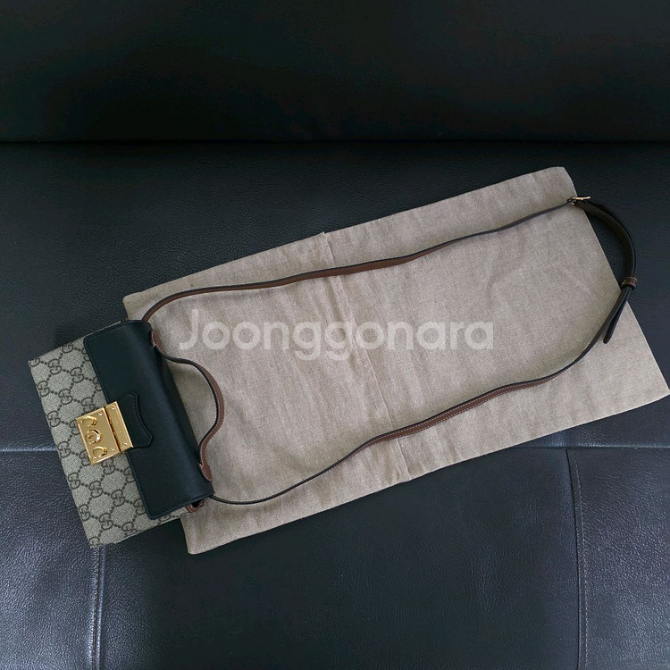 구찌 크로스백--8