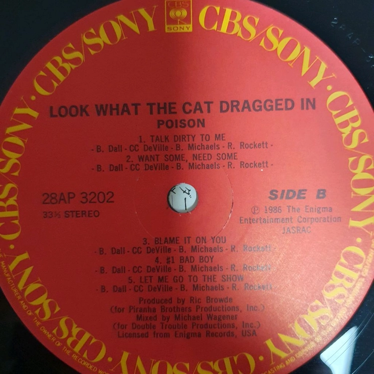 POISON - LOOK WHAT THE CAT DRAGGED IN LP(일본초반) 이미지