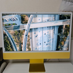 올인원 데스크톱 24인치 M1칩 8코어