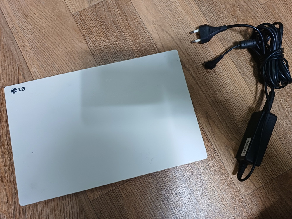 LG XNOTE LGP21 노트북 SSD VGA 4번키X 배터리X 이미지