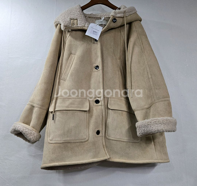 새상품) 무스탕 후드코트--0