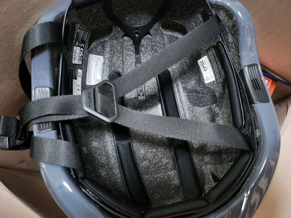 세나 S1 스마트 자전거 헬멧 새상품급입니다 이미지