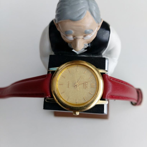 오딘 18k 골드베젤 시계