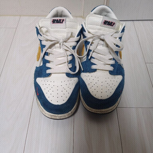 나이키 카시나 덩크로우 80S 블루버스 260