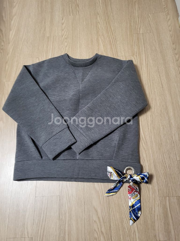 여성 회색 맨투맨--1