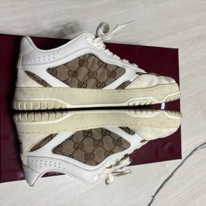 구찌 GG 패턴 스니커즈
