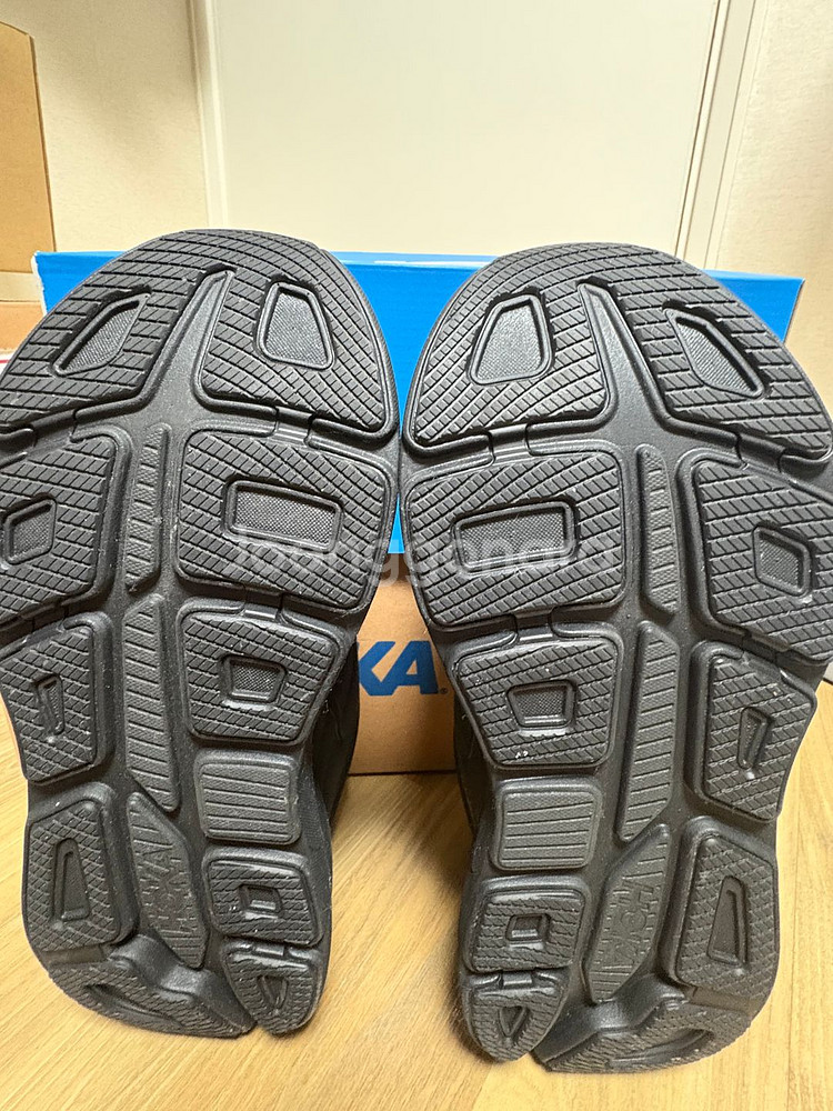 호카 본디9와이드 270사이즈 저렴하게 판매--7