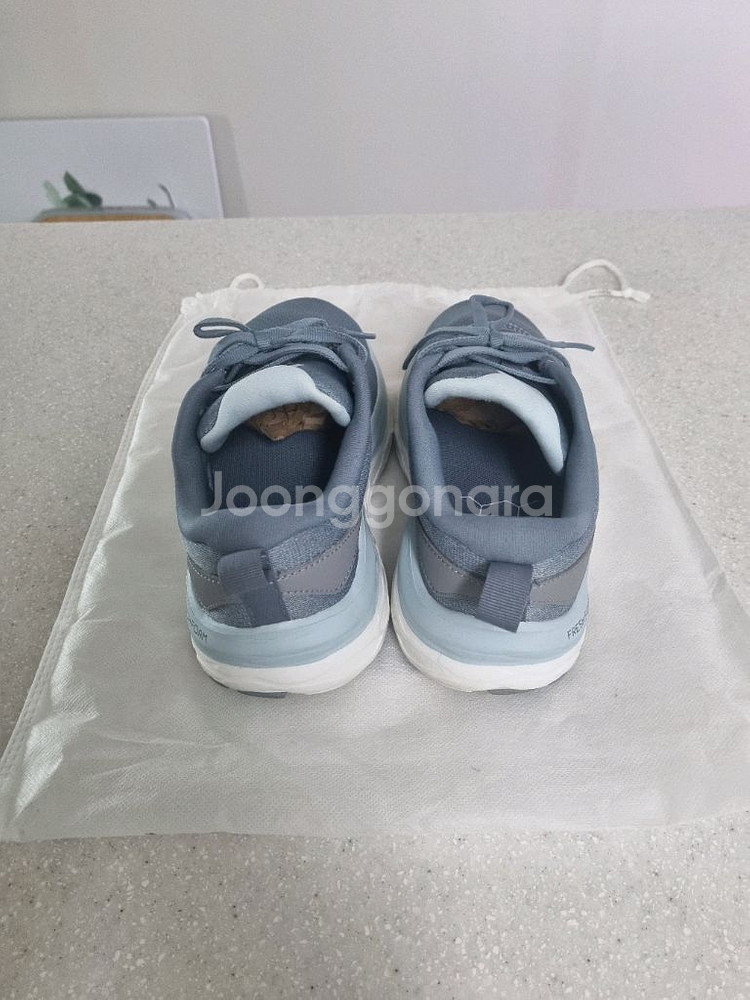 뉴발란스 WLTOCW1 235--3