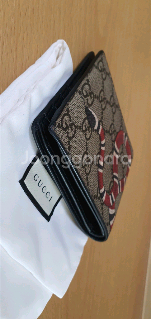구찌 스네이크 반지갑 정품S급(감정O)프라다루이비통디올고야드샤넬셀린느보테가생로랑버버리발렌시아가--6