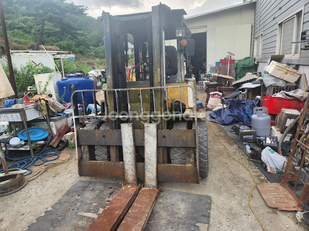 현대 4.5톤 지게차 PF45D 팝니다--1