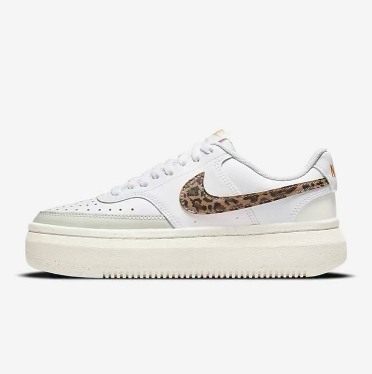 [240 245] 나이키 우먼스 코트 비전 알타 레오파드 운동화 이미지