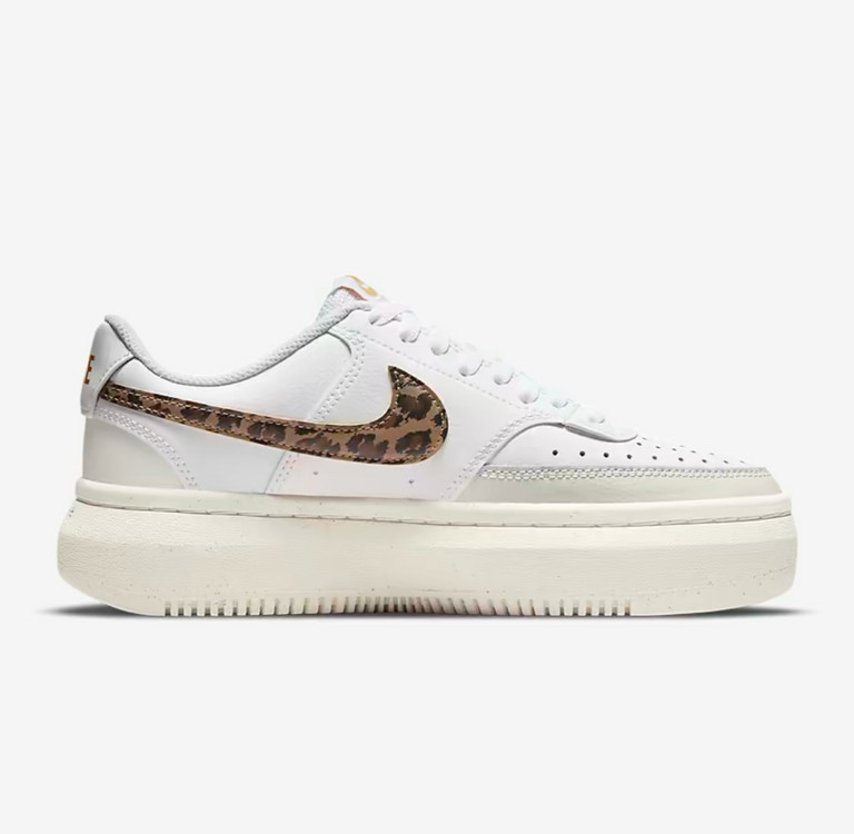 [240 245] 나이키 우먼스 코트 비전 알타 레오파드 운동화 이미지