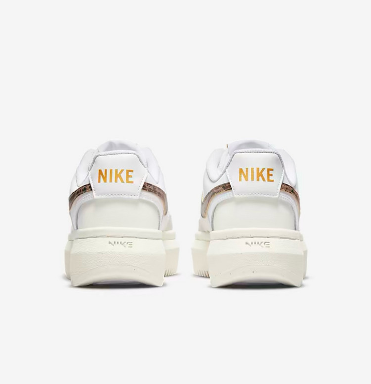 [240 245] 나이키 우먼스 코트 비전 알타 레오파드 운동화 이미지