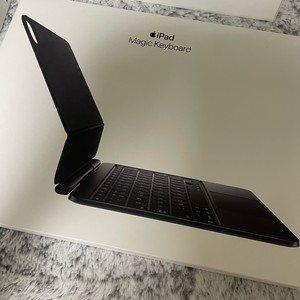 아이패드 11인치 M4 M5 매직키보드