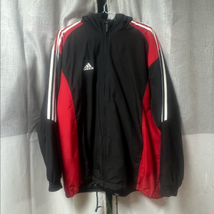 아디다스 후디아우터 판매합니다