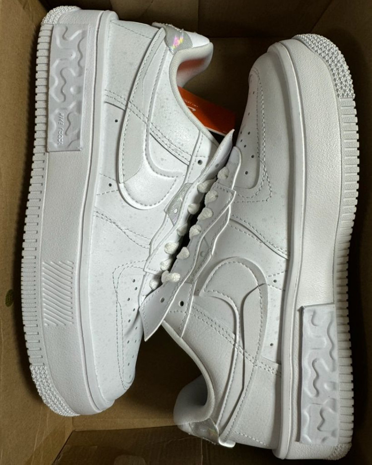 [230] 나이키 우먼 에어포스 폰탄카 펄 반짝이 운동화 이미지