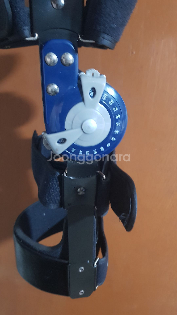 메디컬핏 문성보조기 각도조절 무릎보조기 십자 인대 보조기--3