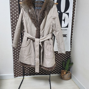 밍크후드 자켓 새옷입니다