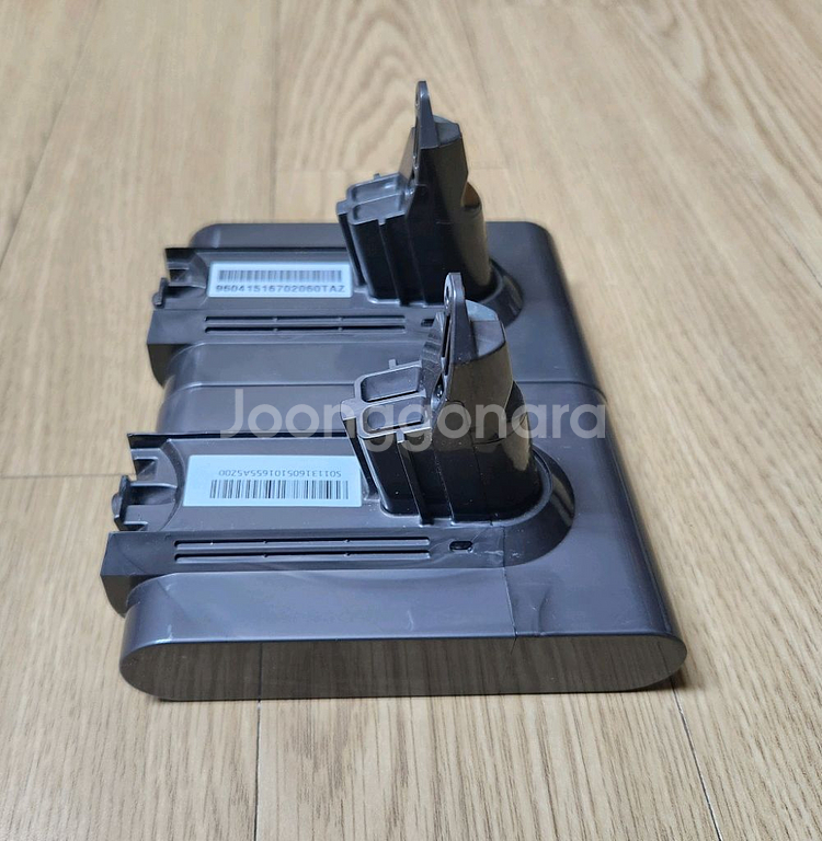 다이슨 v6 무선 청소기 방전 배터리 2개 일괄판매--1