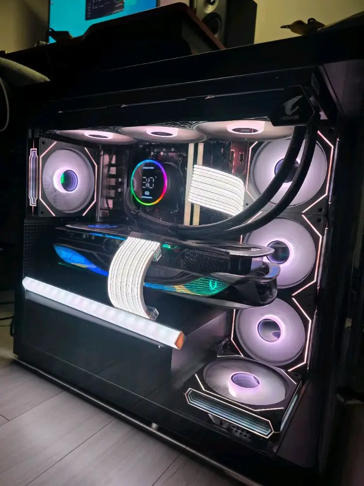 라이젠7 7800X3D RTX4080 익스트림 고사양 본체 이미지