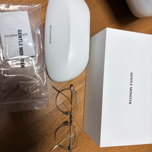 젠틀몬스터 요나 02 풀셋