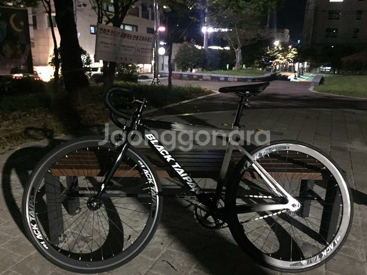 블랙타이판 픽시 자전거--1