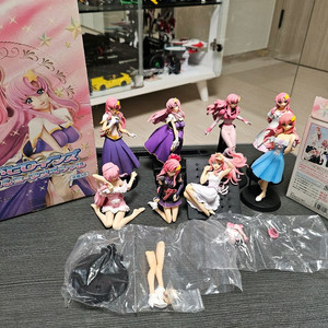 건담 시드 데스티니 히로인즈 라크스,미아 스페셜 피규어 8종 세트 팝니다