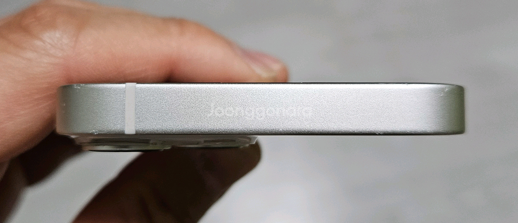 아이폰13미니 스타라이트 128GB 싸게 팝니다.--2