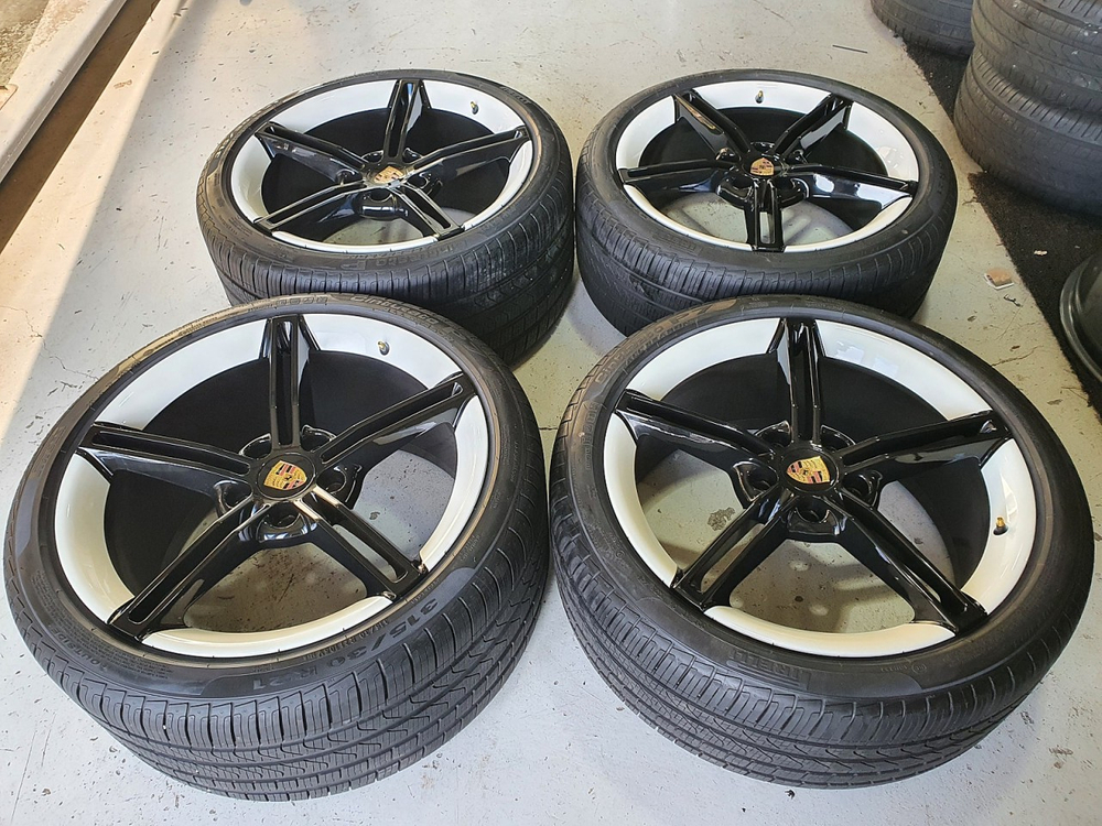 포르쉐 타이칸 터보S 미션E 21인치 순정품휠타이어 A급 한대분 판매 이미지