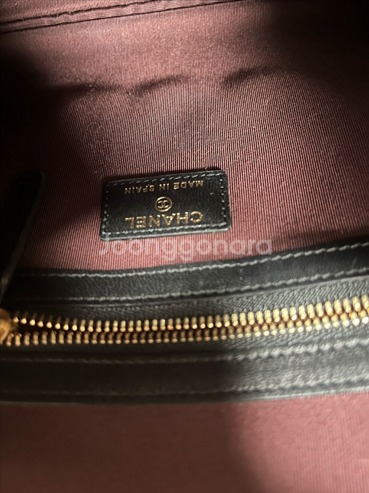 [새상품급/풀박스] 샤넬 뉴 클래식 램스킨 금장 클러치 미듐--4