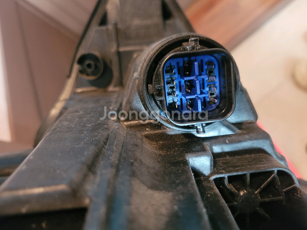 더뉴그랜저 조수석 헤드라이트--2