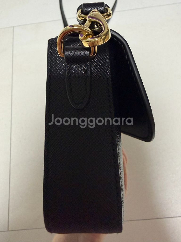 프라다 사피아노 체인 숄더백 미니--4