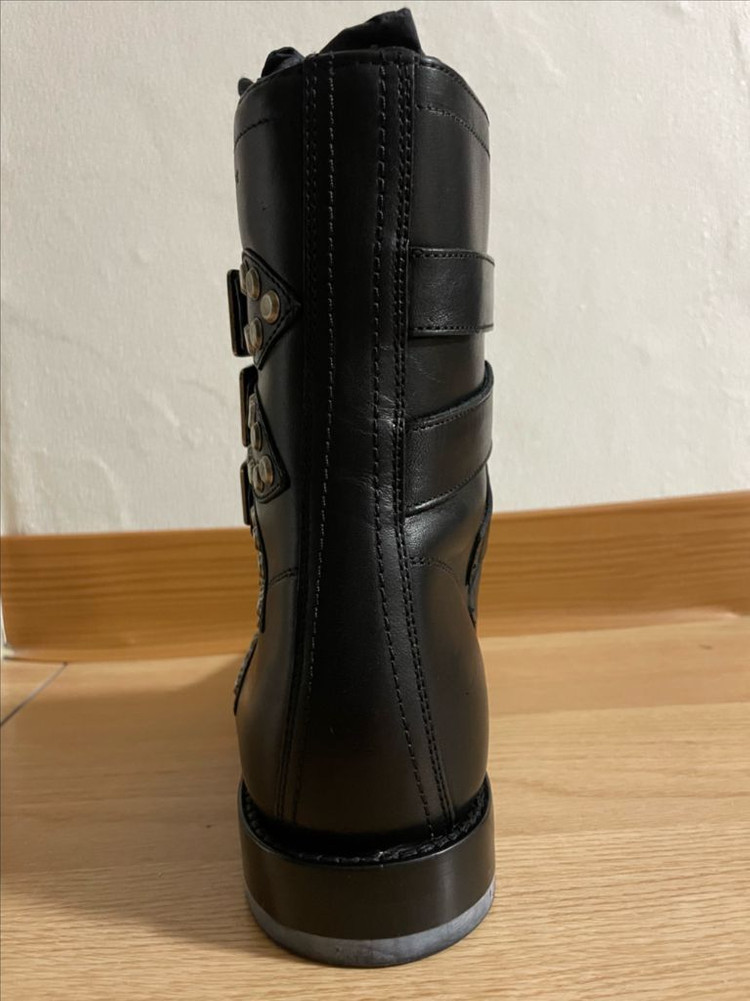 생로랑 여성부츠팝니다--2